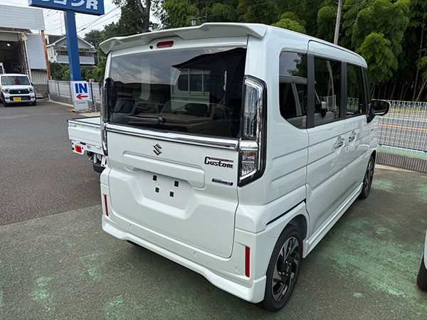 カスタム　ハイブリッドXS　内装